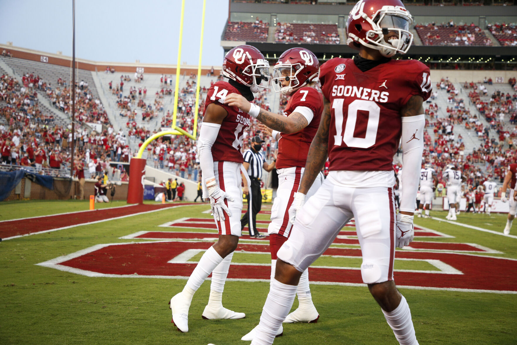 Oklahoma Sooners vs Missouri State Bears